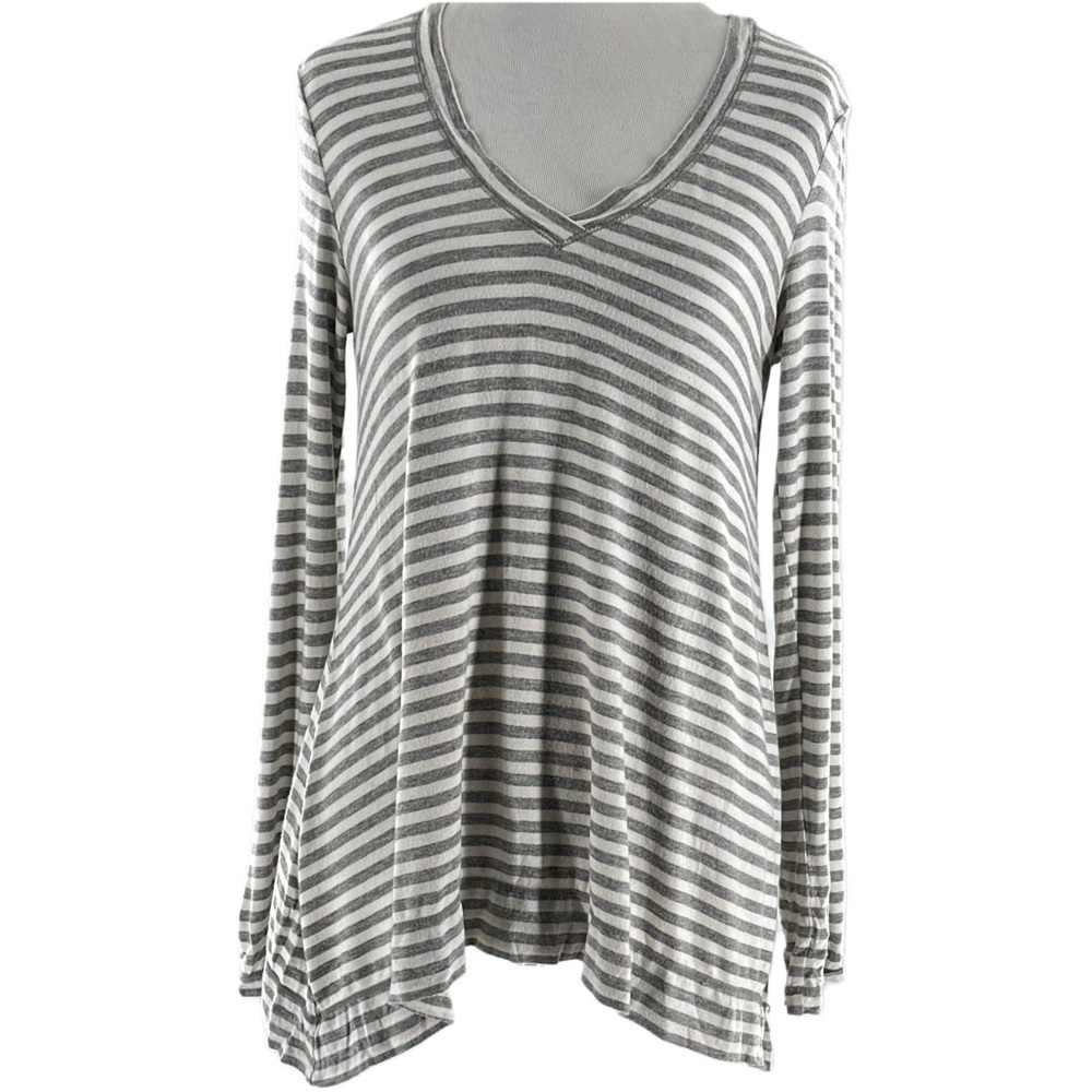 Studio M womens top size XS gray white striped v-neck long sleeve lightweight